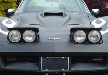 Corvette C3 7.711 km 29.999 &euro; Marl 45768