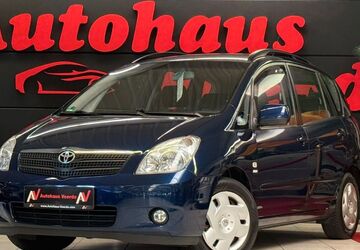 Toyota Corolla Verso 200.000 km 2.990 &euro; Voerde 46562