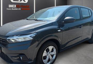 Dacia Sandero 106.000 km 8.999 &euro; Marl 45772