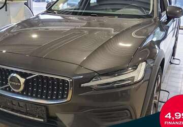 Volvo V60 Cross Country 70.772 km 29.990 &euro; Essen-Kray 45309