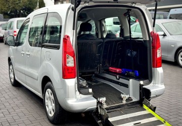 Peugeot Partner 130.000 km 12.999 &euro; Marl 45772