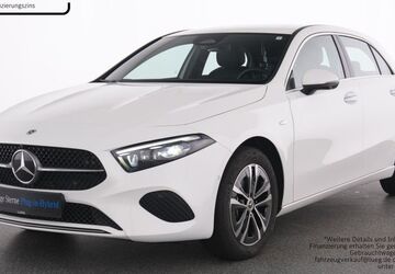 Mercedes-Benz A 250 12.181 km 27.845 &euro; Essen 45309