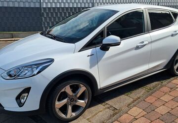 Ford Fiesta 72.000 km 7.400 &euro; Marl 45768