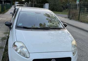 Fiat Grande Punto 119.000 km 1.899 &euro; Essen, Stadt 45309