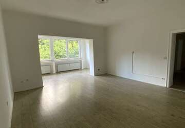 Wohnung Gelsenkirchen Gelsenkirchen-Mitte - 2 Zimmer, 85 m&sup2;, 550&euro; | Angebot:27356407