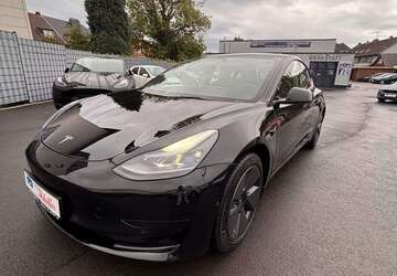 Tesla Model 3 65.900 km 29.800 &euro; Bochum 44803